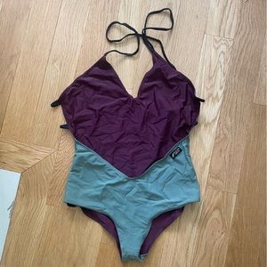 Savage Swim "KADIN" One Piece - M (6-9)